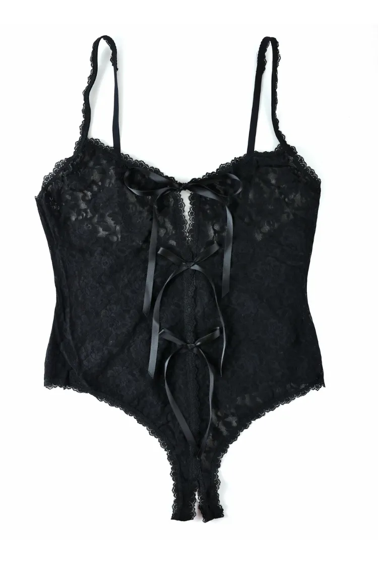 Aliyah Crotchless Lace Plus Size Teddy in Black