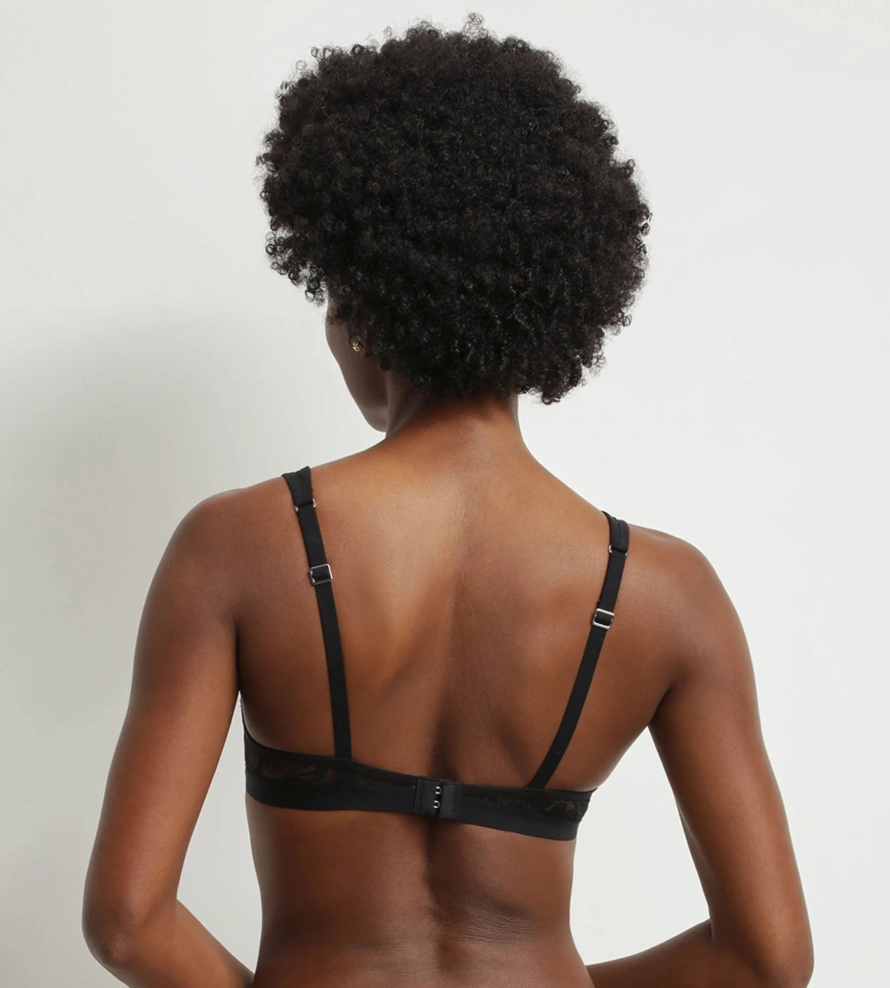 Black lace scarf bra with Mod foliage by Dim