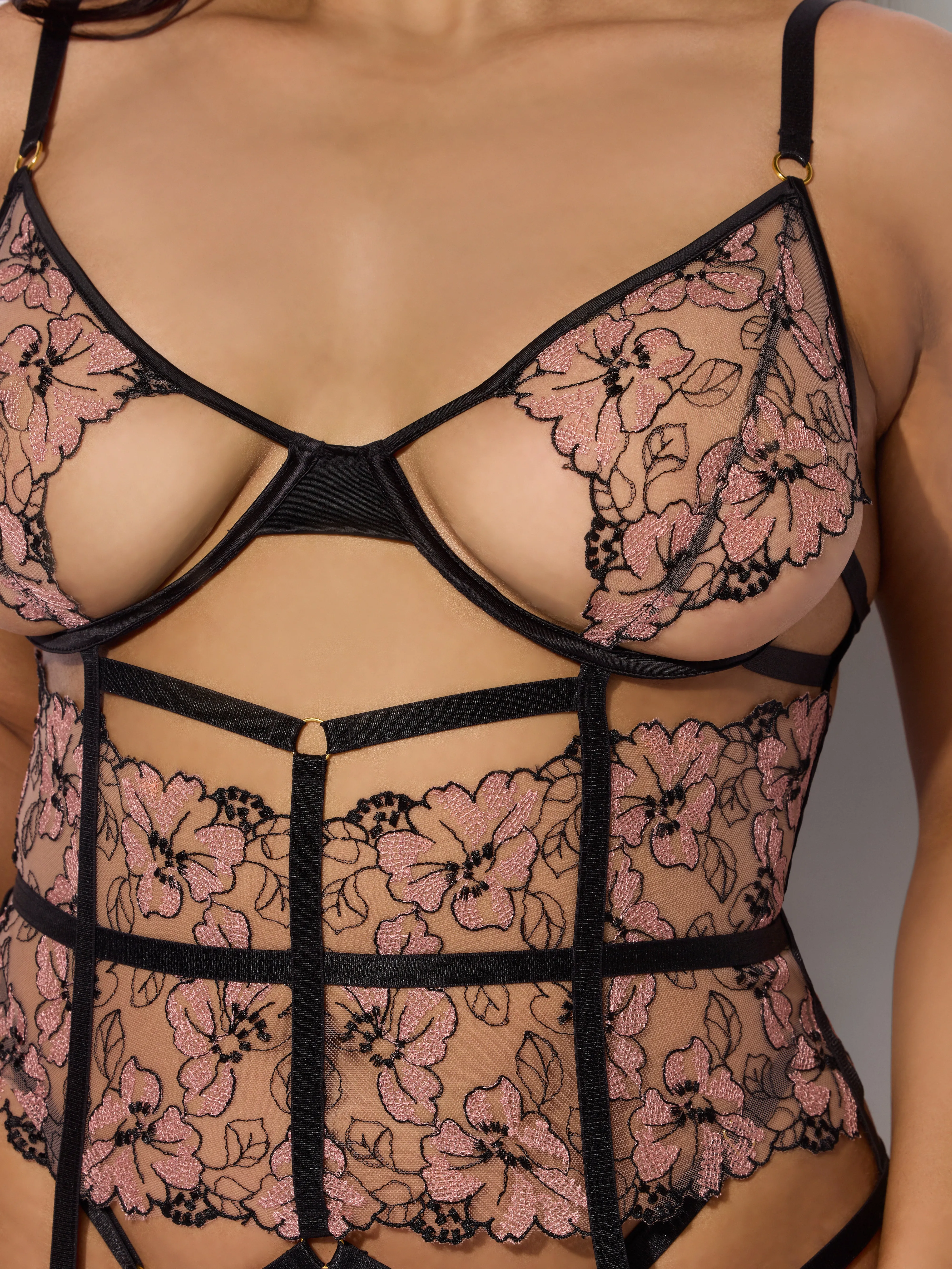 Nova Lace Plus Size Corset Set.