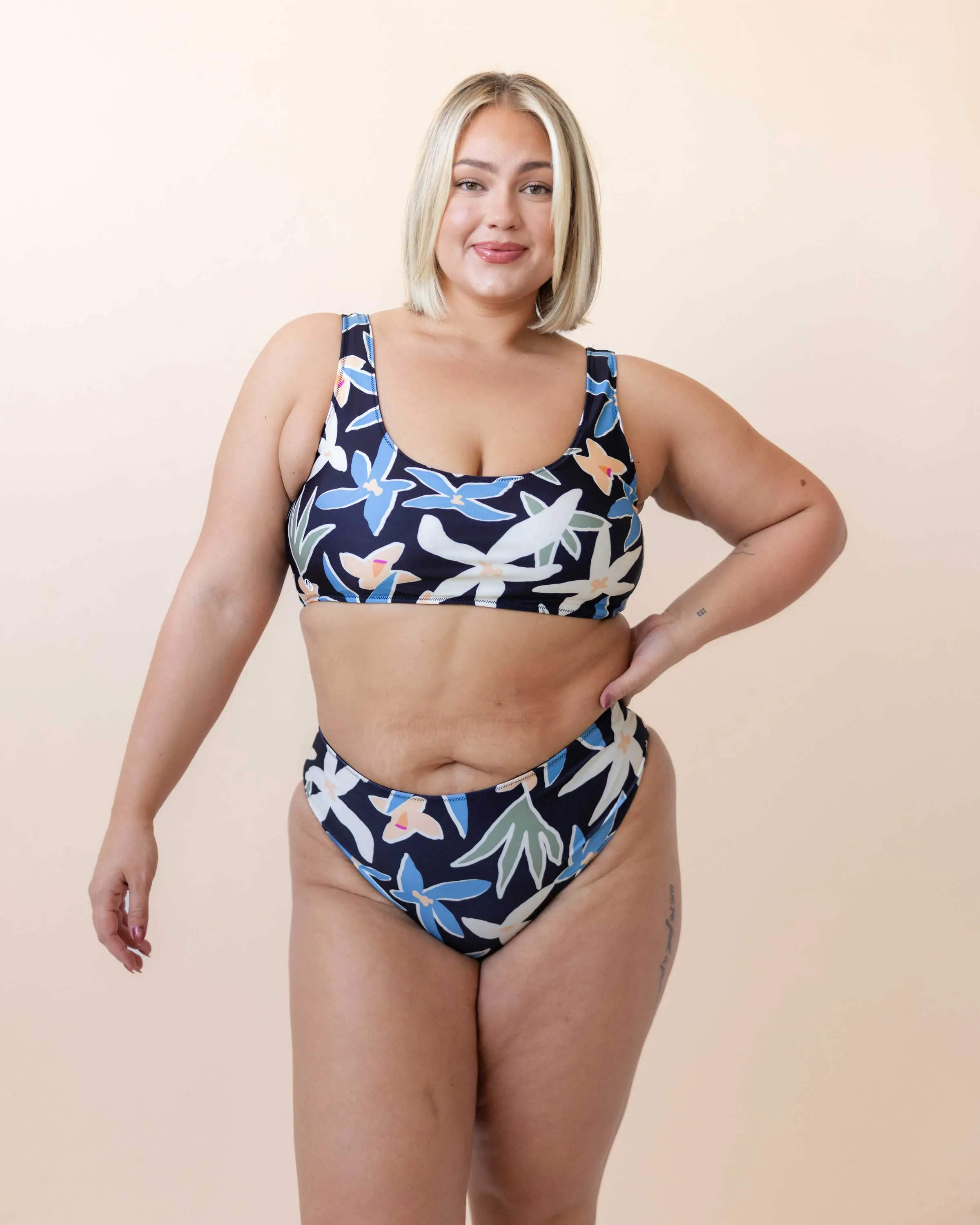 Raven Reversible High Leg Bottom