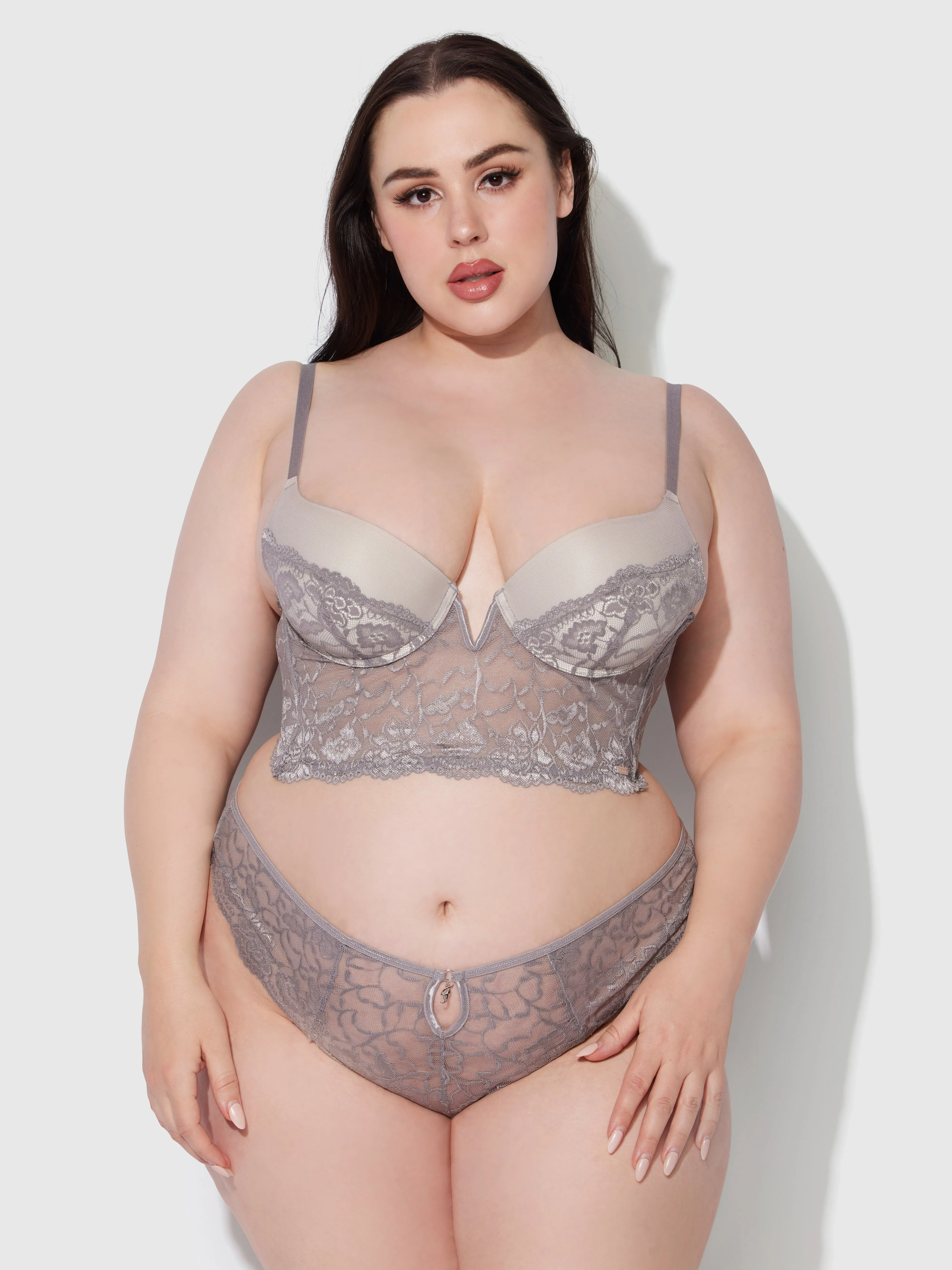 Vivian Lace V Front Longline Push Up Bra