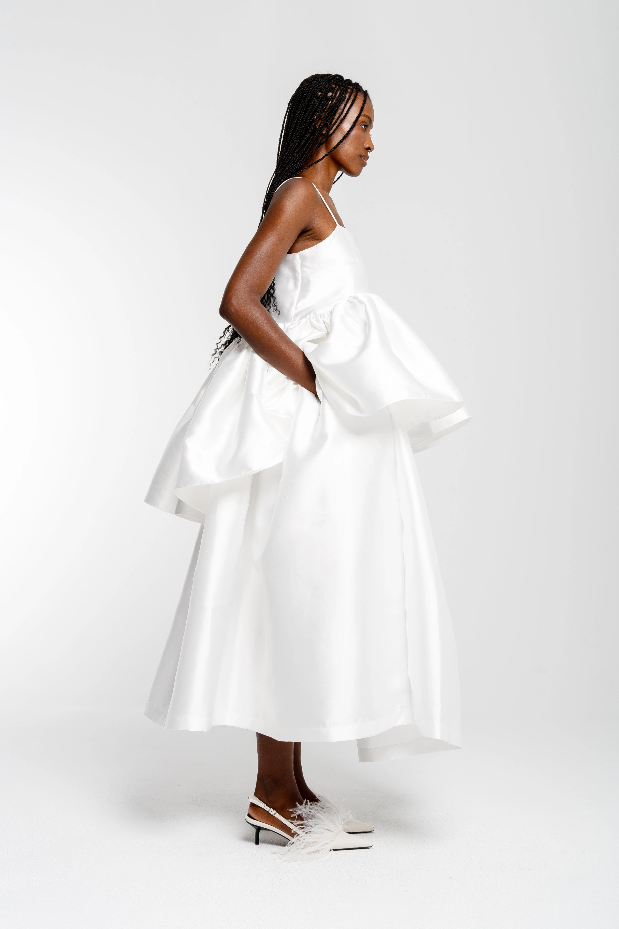 WHITE HIGH WAIST PLEATED FULL SKIRT